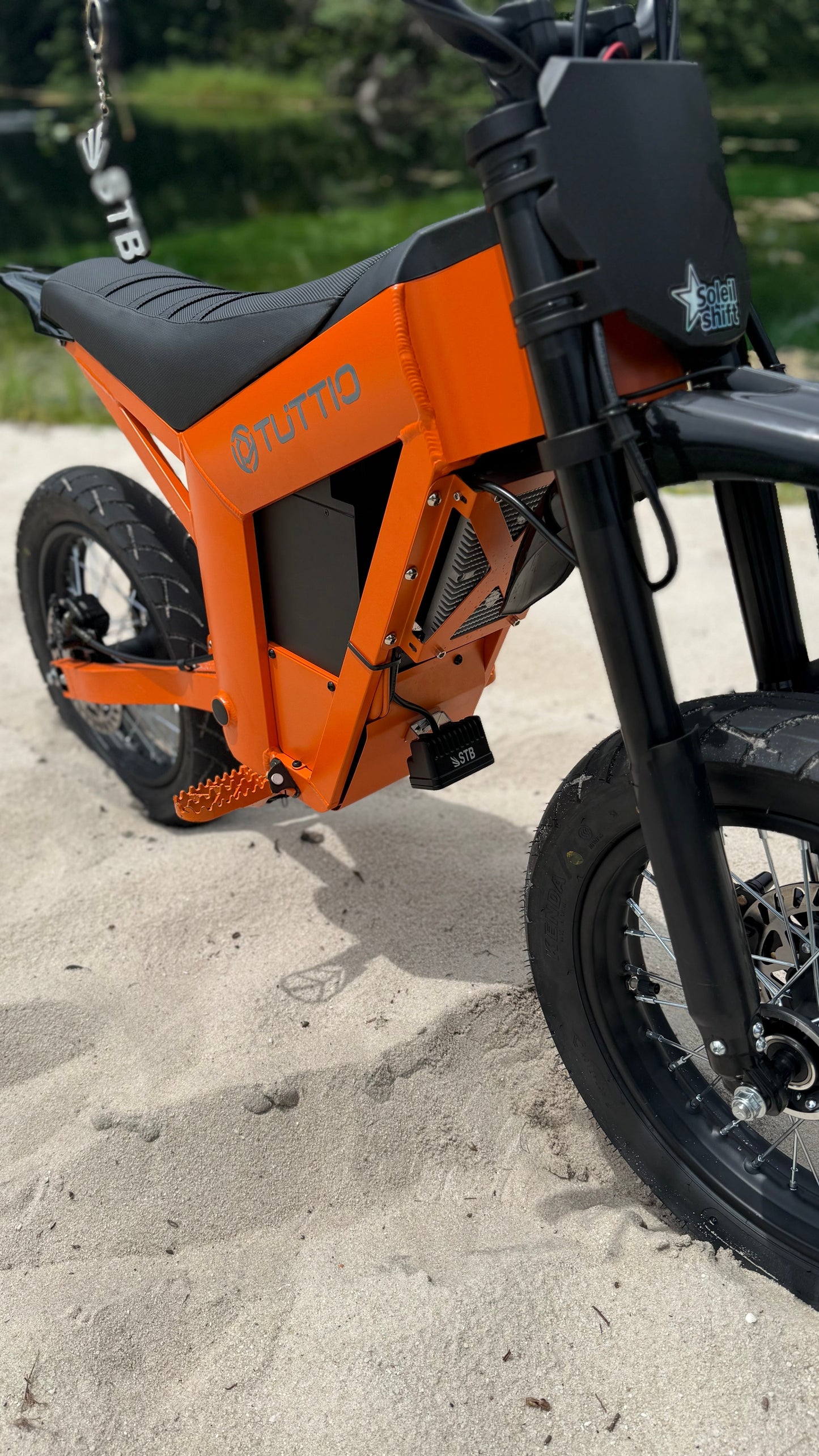 Tuttio Wheelie Light